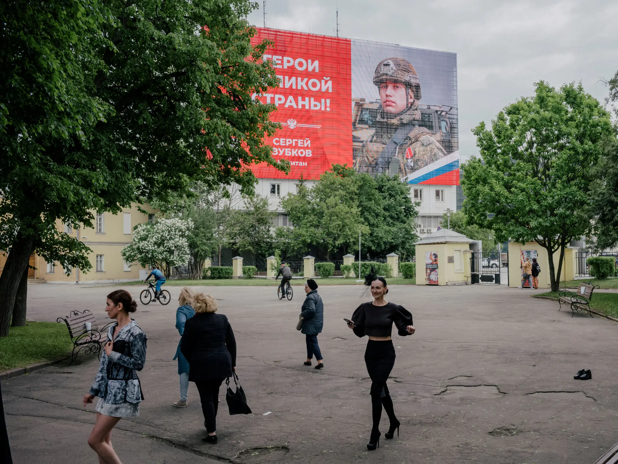 Конкуренцію вагнерівським склали білборди із закликами до призову в російські збройні сили